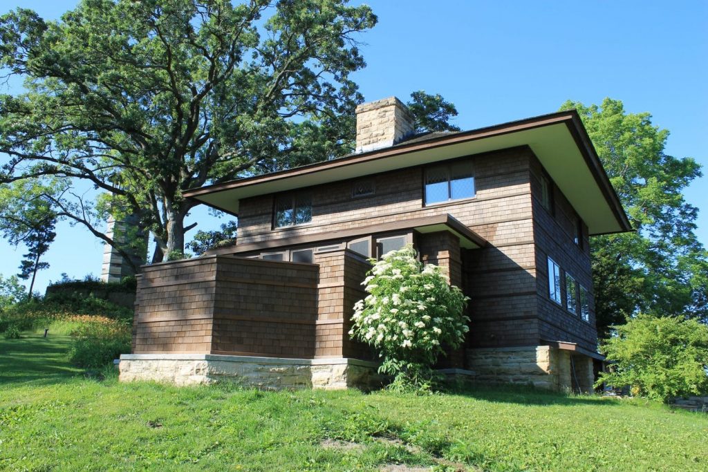 Tan-y-Deri Exterior Beauty maintained by Historic Preservation.